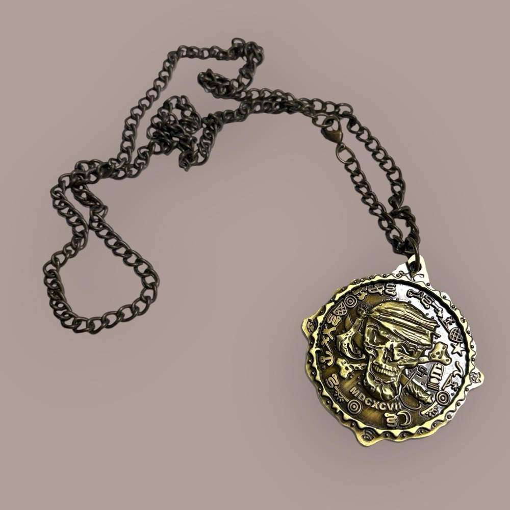 Disney Parks Retired "The Pirates League" Medallion Doubloon Chain Necklace WDW